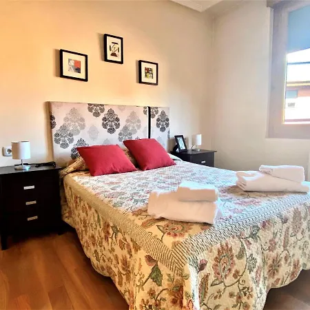 Housingleon - San Marcos Con Garaje *