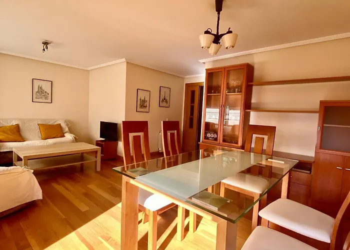 Housingleon - San Marcos Con Opcion A Garaje Appartamento *