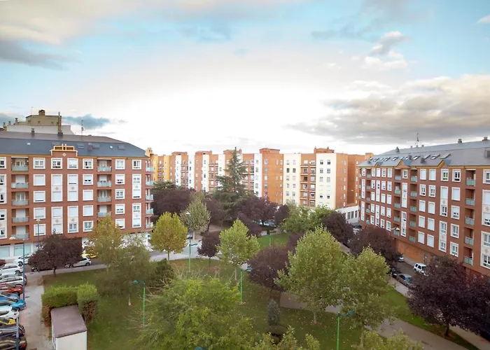 Housingleon - San Marcos Con Opcion A Garaje Appartamento León